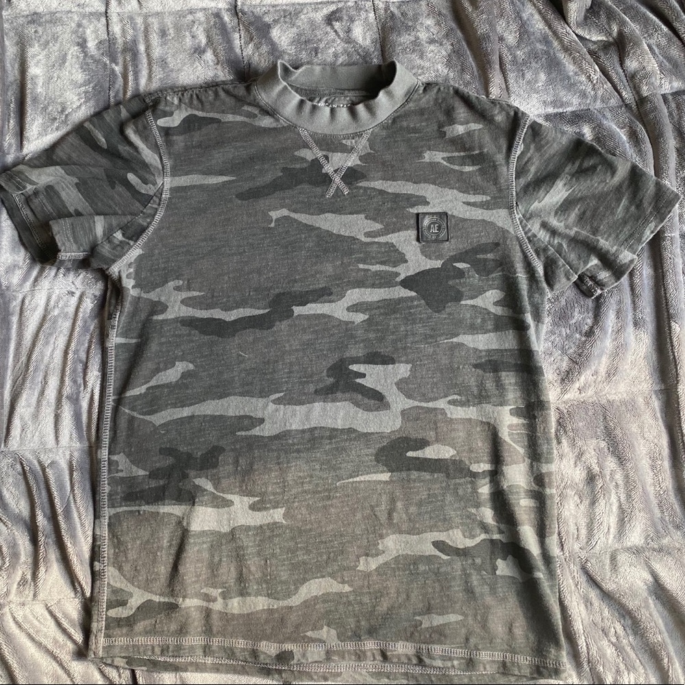 American Eagle t-shirt
